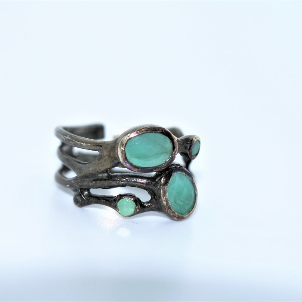 Raw Emerald Ring
